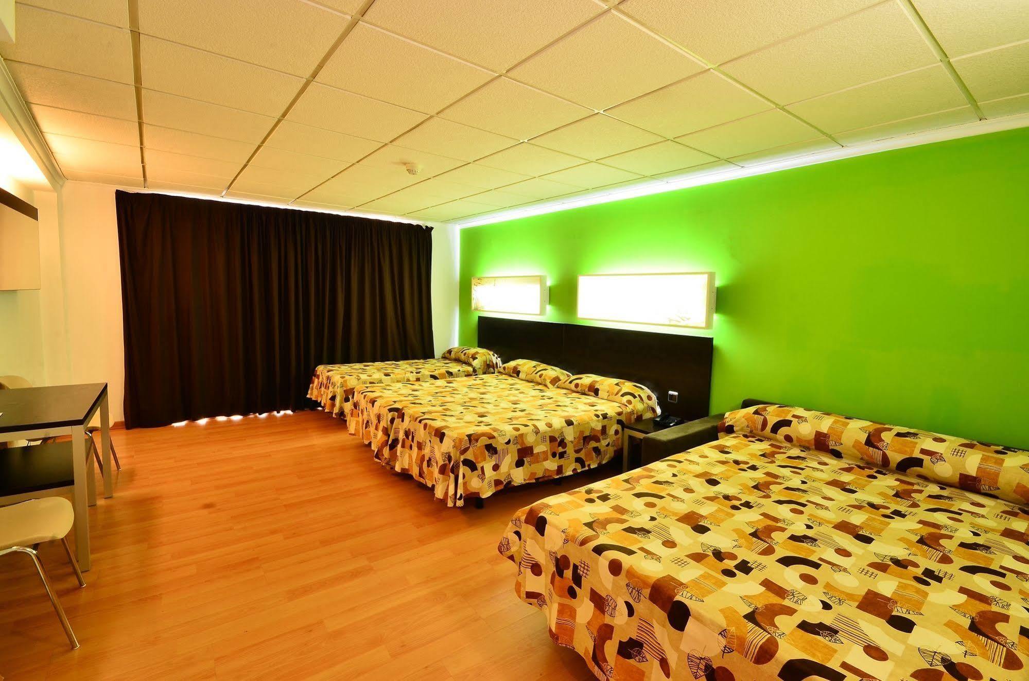 Hotel Sol Y Sombra Benidorm Esterno foto